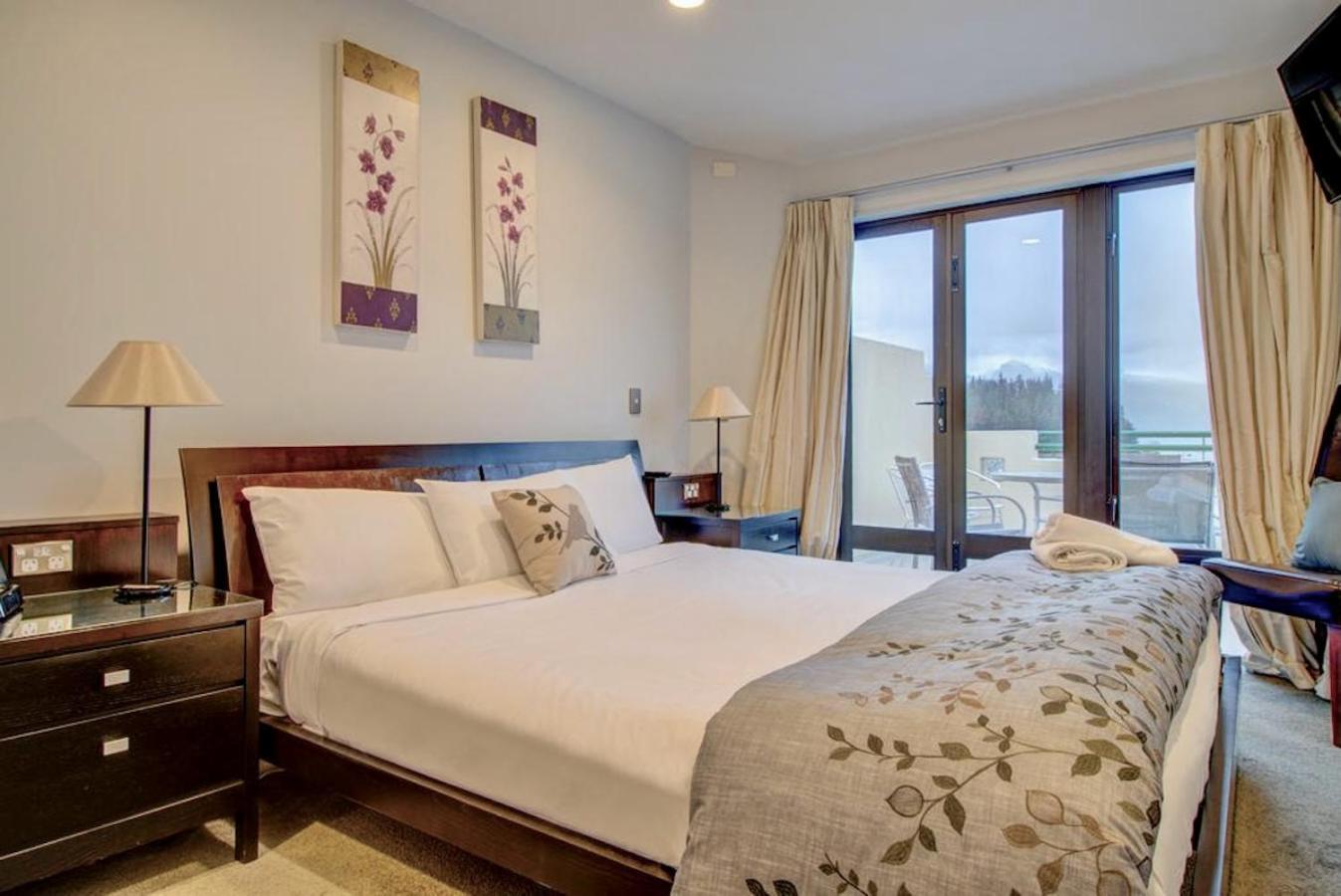 Lakefront Luxury Penthouse Central Queenstown Ngoại thất bức ảnh
